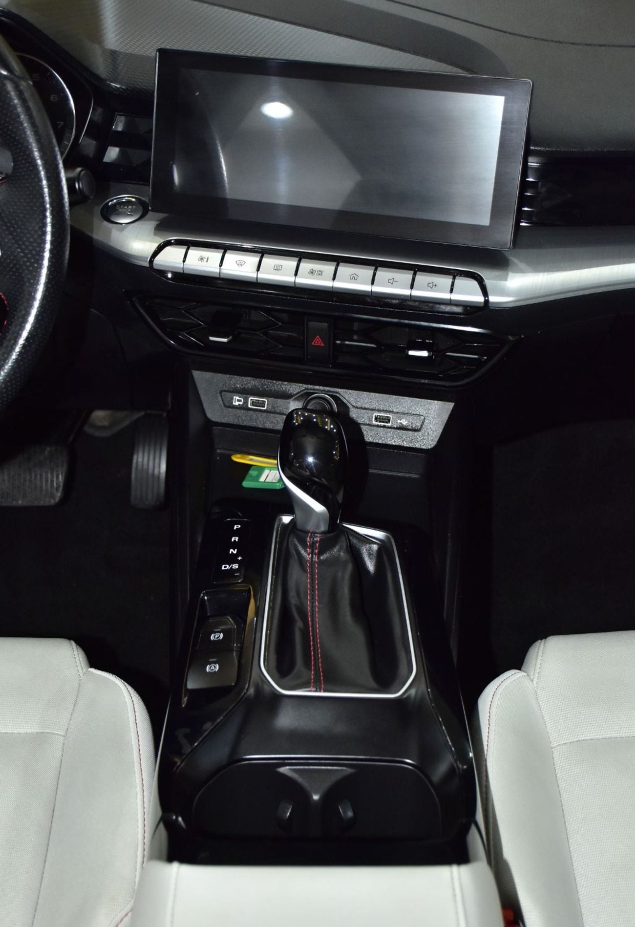 أم جي GT EXCELLENT DEAL for our MG GT ( 2022 Model ) in Black Color GCC Specs