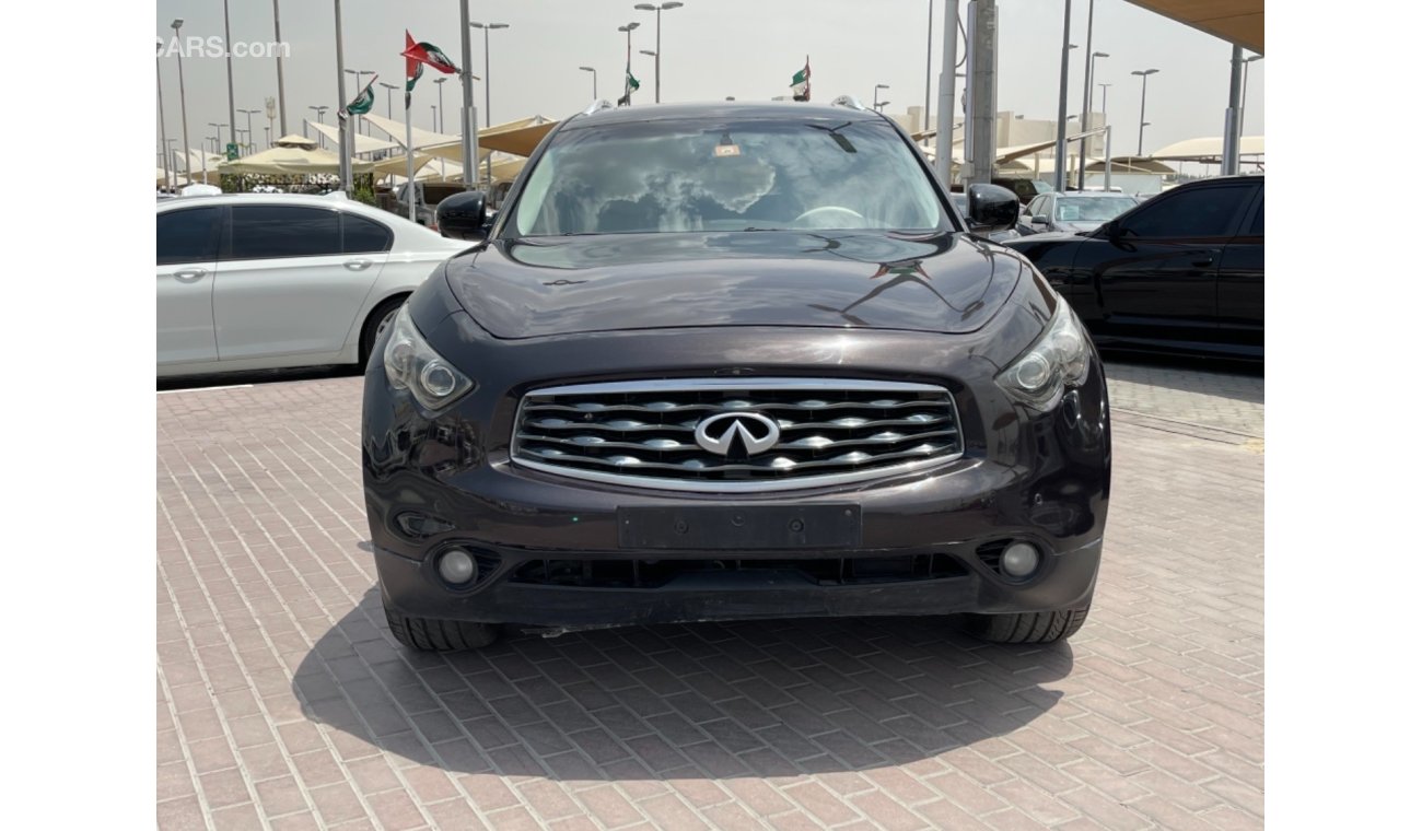 Infiniti FX50 Infiniti FX50S 2010 model