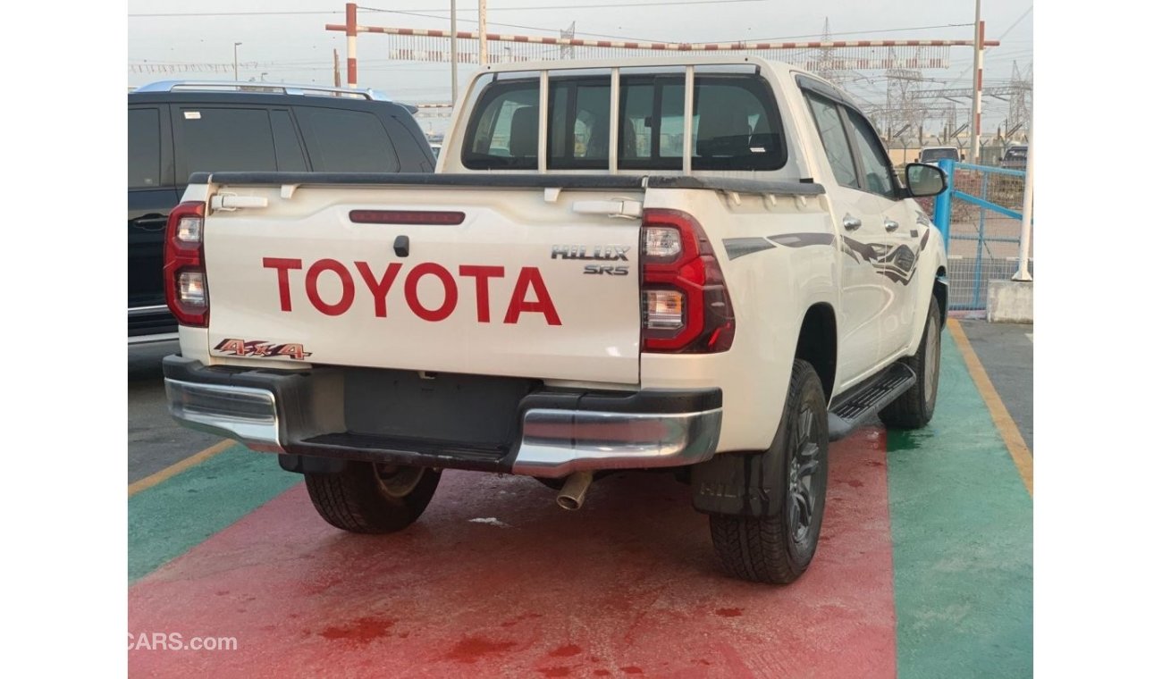 تويوتا هيلوكس Toyota Hilux Pick Up M/T 2.7L V4 Gasoline Full Option