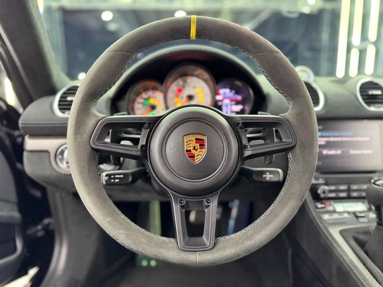 Porsche 718 Cayman GT4 RS 4.0L (493 HP) A/T