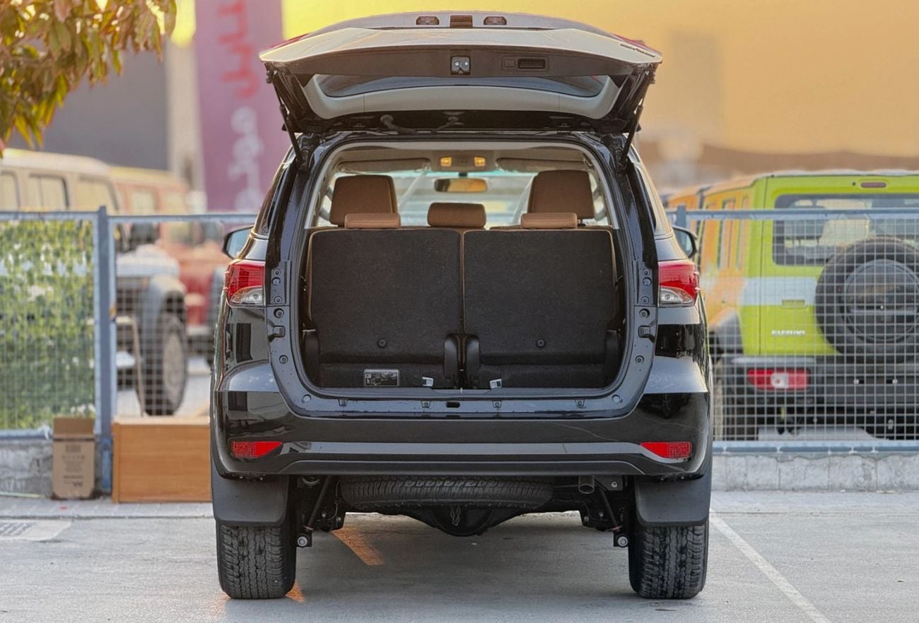 Toyota Fortuner SR5
