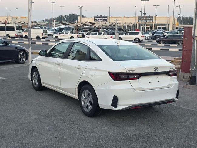 Toyota Yaris E, миниатюра 18