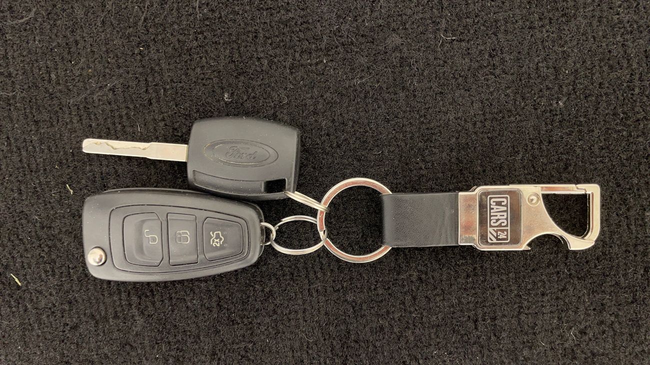 فورد فوكاس AMBIENTE 1.5 | بدون دفعة مقدمة | اختبار القيادة في المنزل