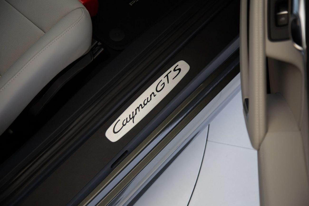 Porsche 718 Cayman GTS 4.0 | WARRANTY JAN 2026