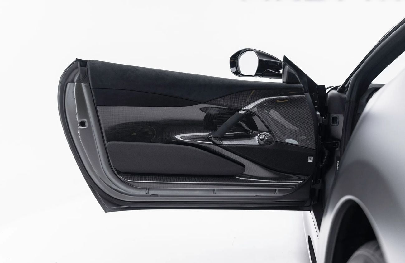 فيراري 812 كومبيتيزون 6.5L V12 Naturally Aspirated Engine