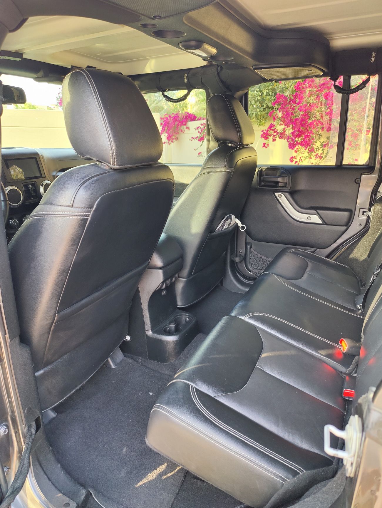 جيب رانجلر Unlimited Sahara 3.6L A/T