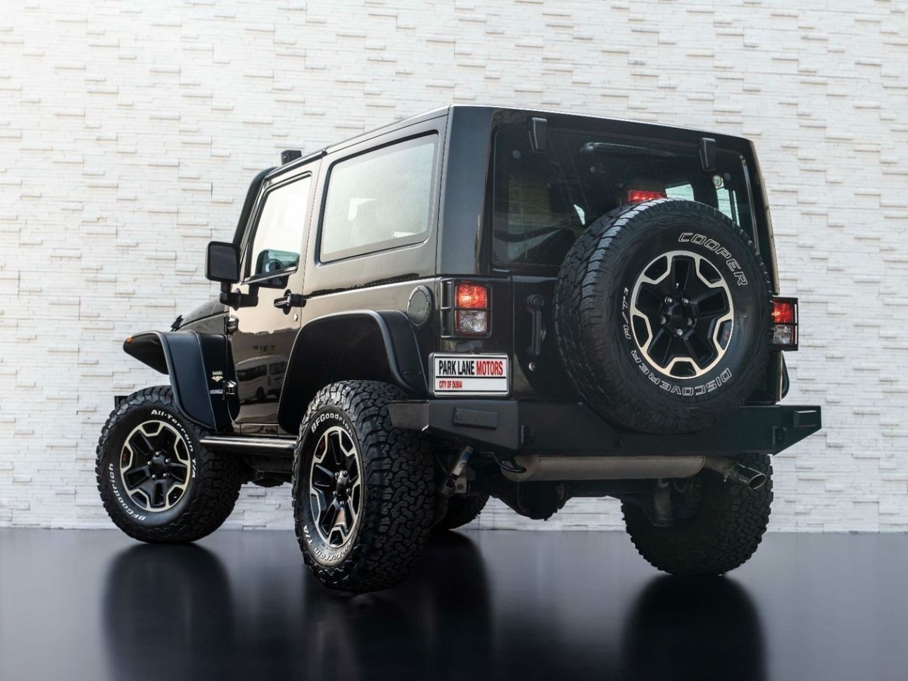 Jeep Wrangler Sahara Plus 3.6L A/T