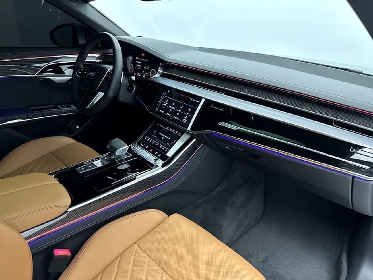 Audi A8 55 TFSI LWB 55 TFSI quat 340hp Luxury (Ref# 008135)