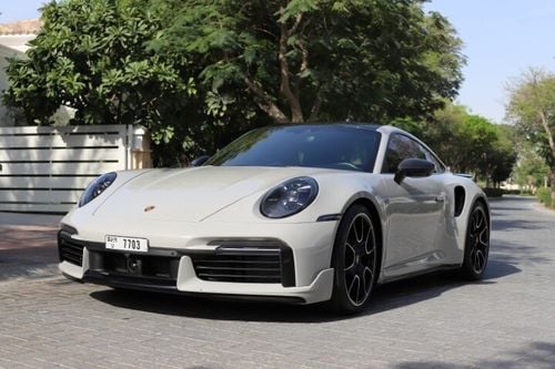 Porsche 911 Turbo S 3.8L (640 HP) Coupe