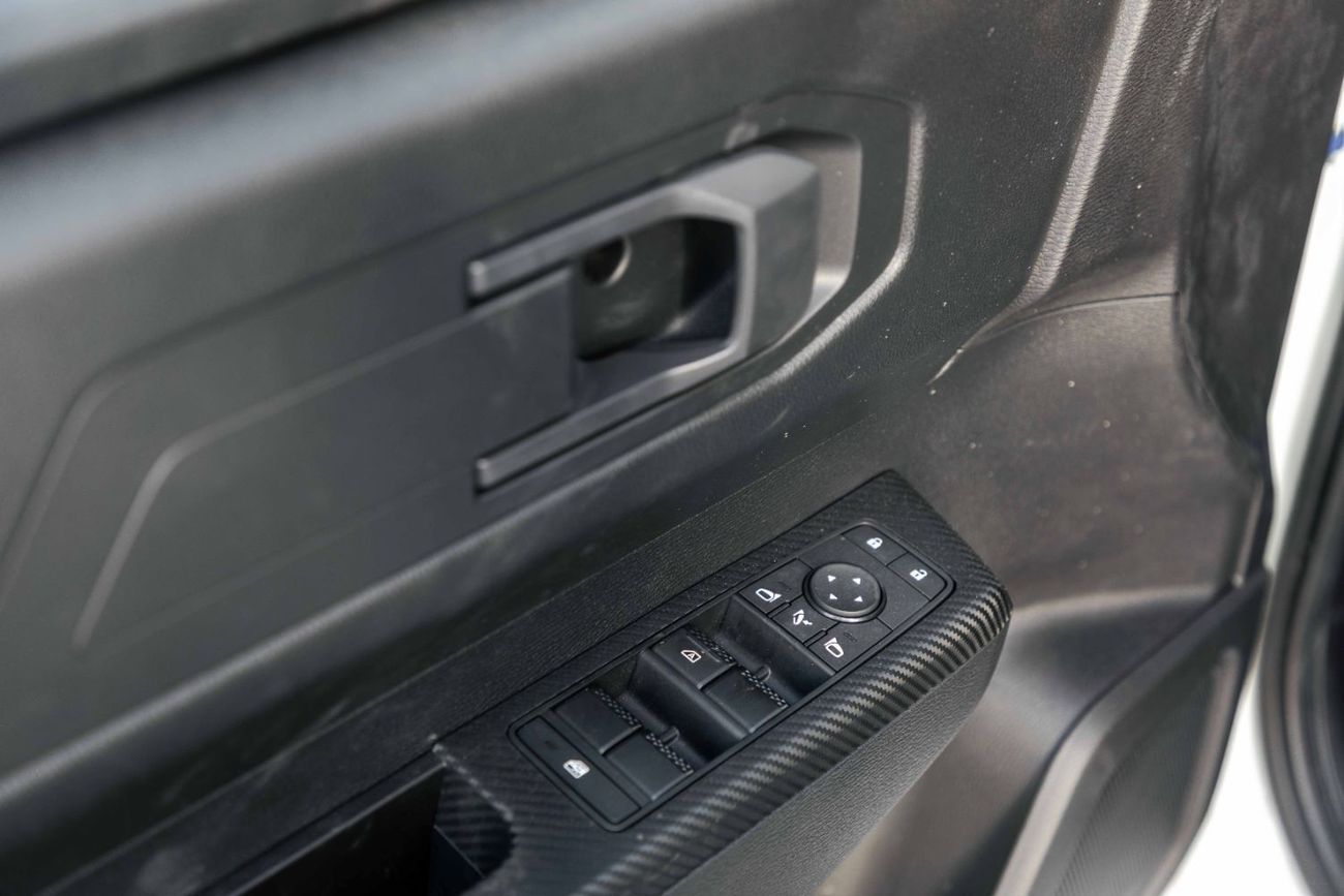 ميتسوبيشي L200 2025 Mitsubishi L200 GLS 2.4L - Manual - White Inside Black | Export Only