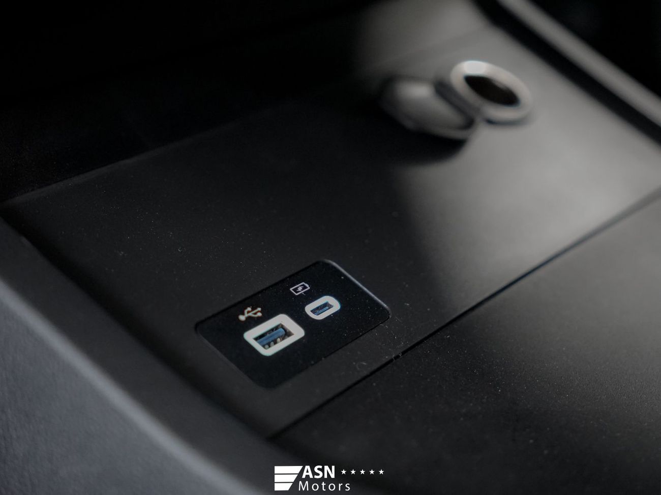 كايي X7 1.5T Mountain Peak Edition 7 seater (Export Price)