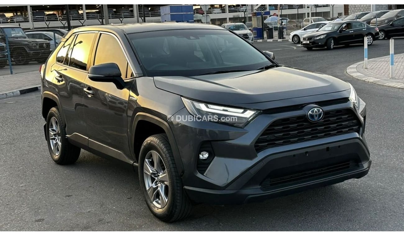 تويوتا راف ٤