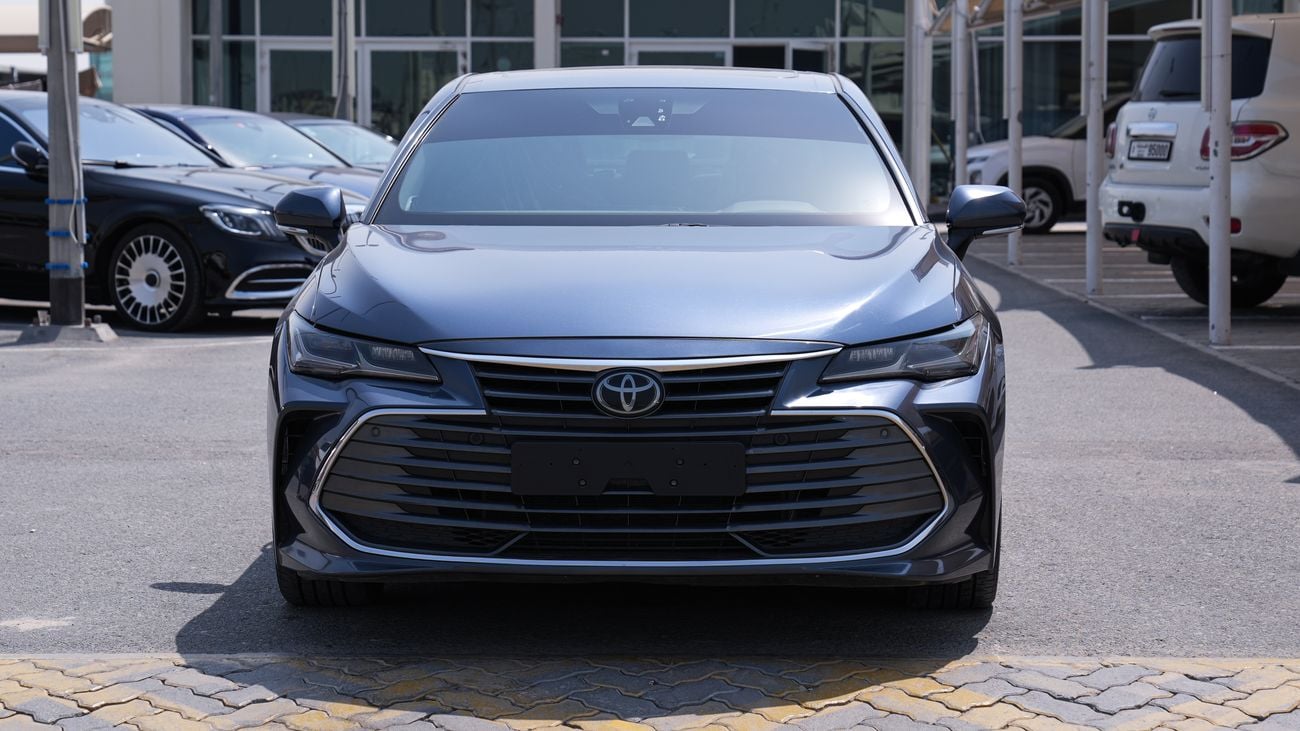 تويوتا افالون