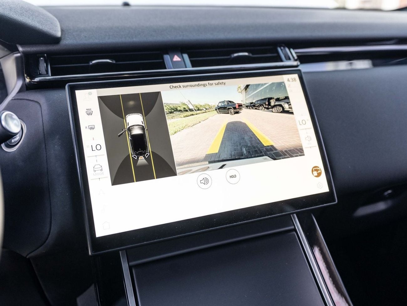لاند روفر رينج روفر فيلار DYNAMIC SE Land Rover Range Rover Velar 2024
