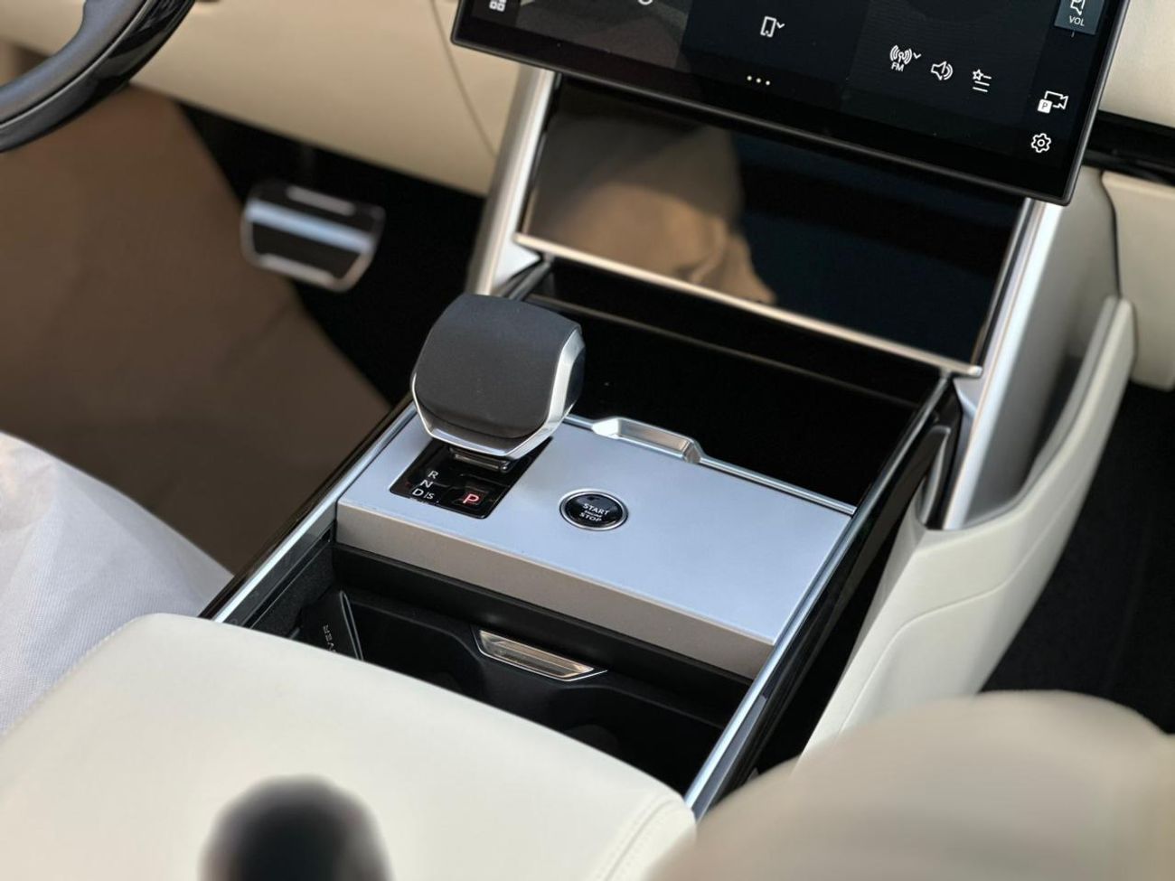 لاند روفر رينج روفر SE P400 3.0L