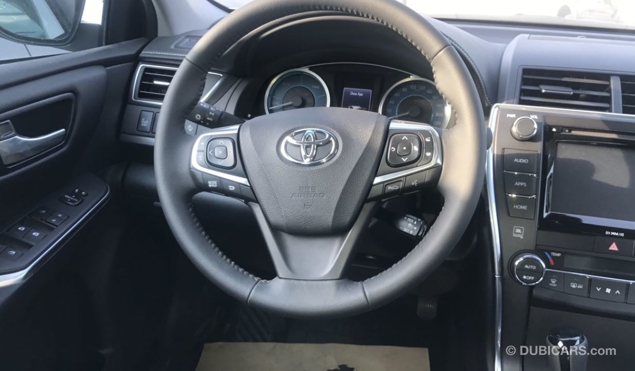 Toyota Camry (hybrid) 2016 full option