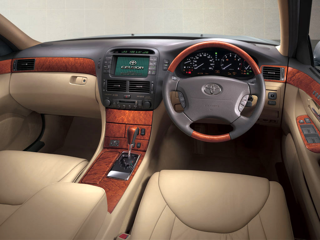 Toyota Celsior interior - Cockpit