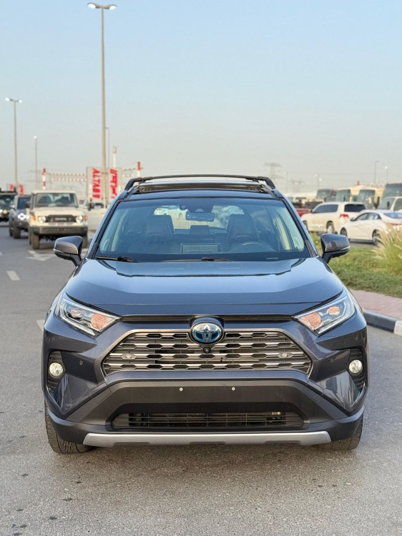 Toyota RAV4 LTD 2.5L Hybrid Limited Panoramic, 360 camera full Option