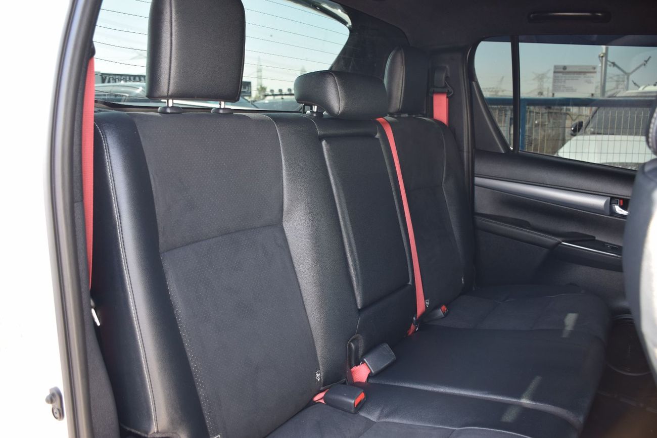 Toyota Hilux GR Sports Right Hand (Export only)