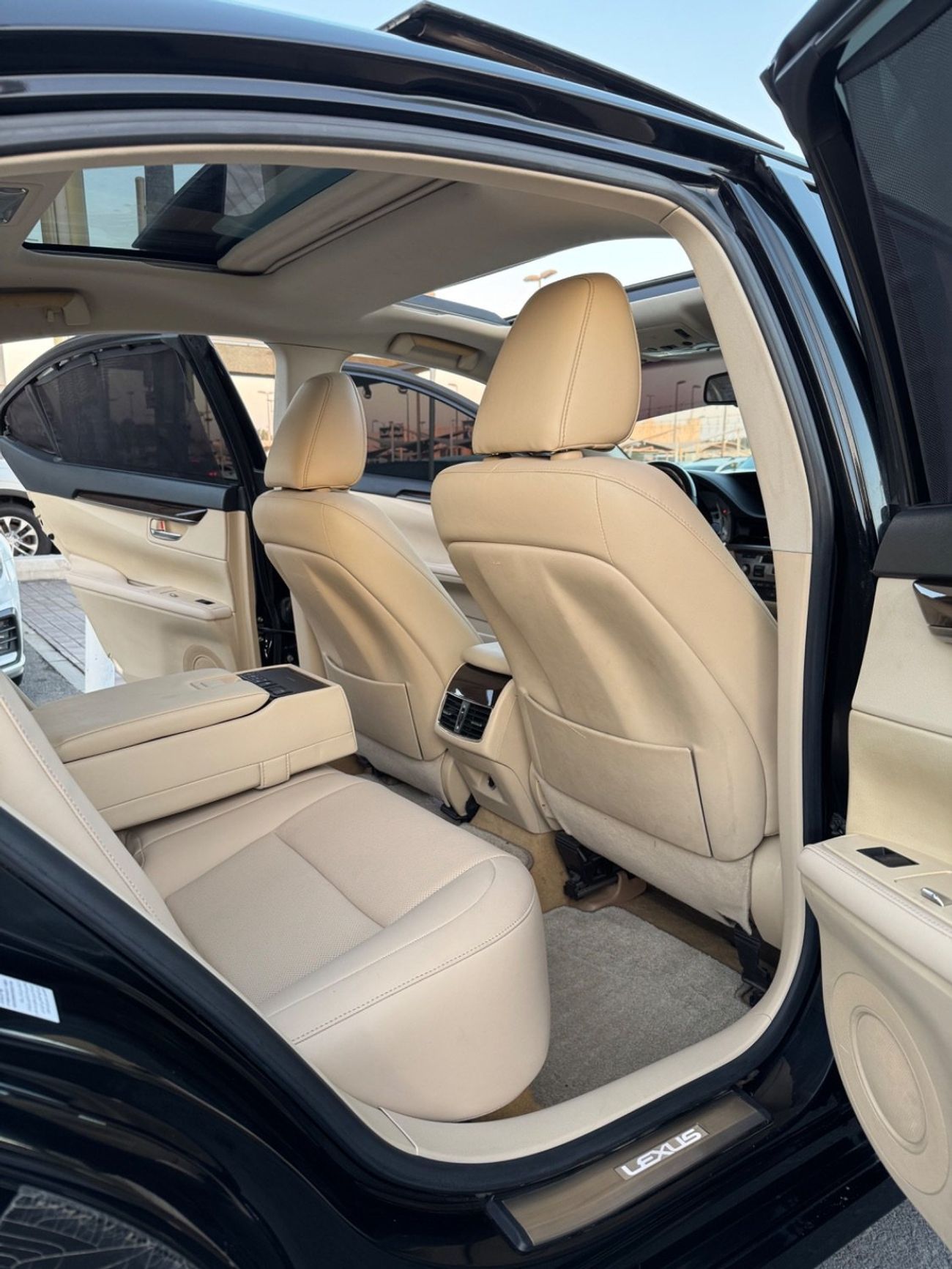 Lexus ES250 Platinum 2.5L