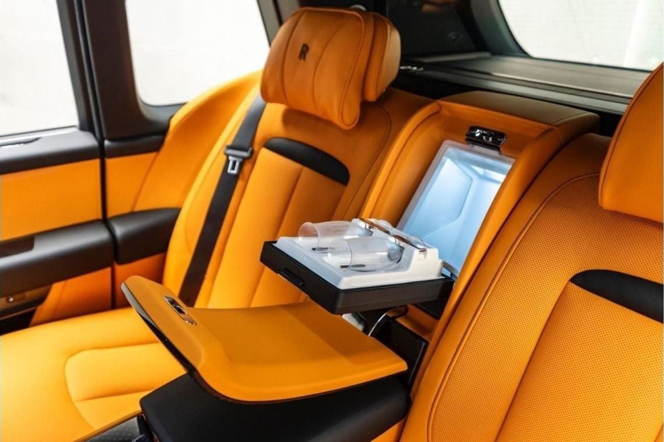 رولز رويس كولينان 2025 | Brand New | Black Badge | Full Options | GCC Specs | Agency Warranty & Service