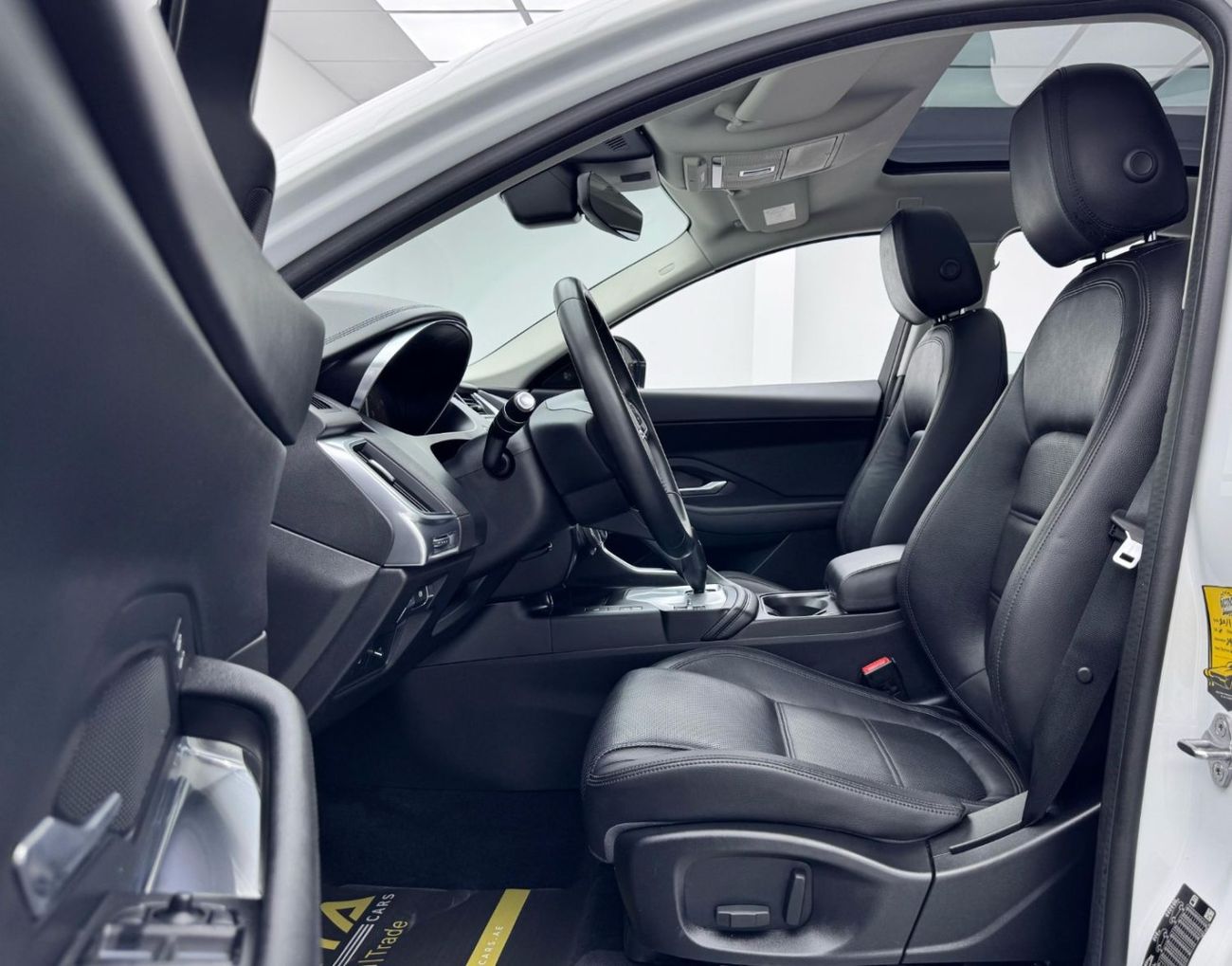 Jaguar E Pace S 2.0L 2020 Jaguar E Pace P200 S, Warranty, Full Service History, Excellent Condition, GCC