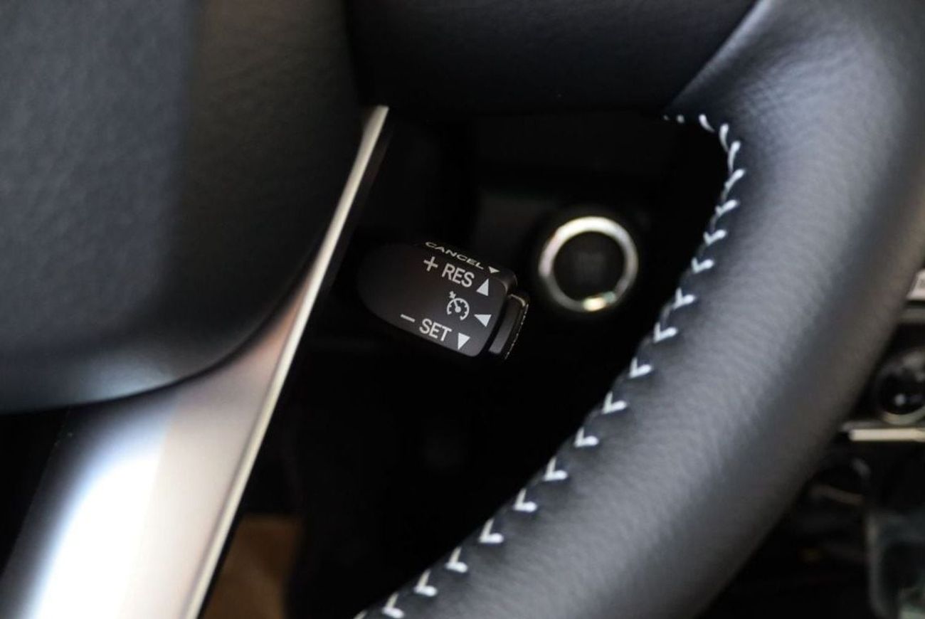 تويوتا فورتونر 2025 FORTUNER VXR 4.0 V6 PETROL/GASOLINA**EXPORT ONLY**التصدير فقط خارج الخليج**