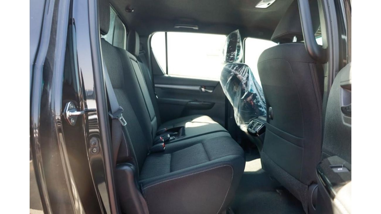 تويوتا هيلوكس TOYOTA HILUX 4.0 ADVENTURE BLACK 2023