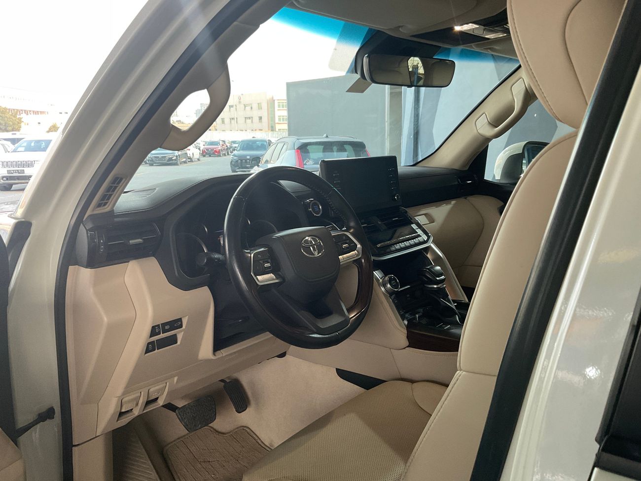 تويوتا لاند كروزر GXR | شامل الضمان | 0 ﺪﻔﻋﺓ ﺃﻮﻟﻯ