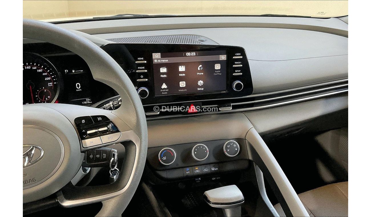 Hyundai Elantra Smart