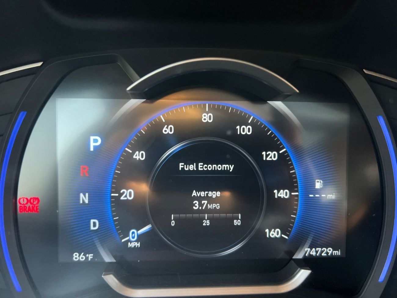 Hyundai Santa Fe 2019 Hyundai Santa - Full Option - 2.4L - V4 - Panoramic View - Push Start - Leather and Electric-36