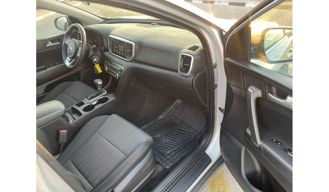 Kia Sportage 2021 Kia Sportage 2.4L V4 MidOption+ - AWD 4x4 - Apple & Android Play Full Serviced - 56000 mileage