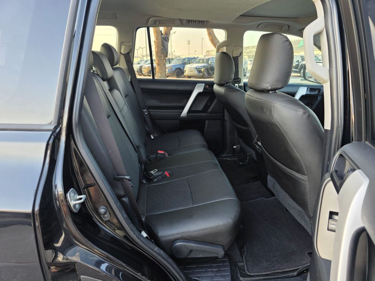 تويوتا برادو RIGHT HAND VEHICLE ONLY FOR EXPORT 2.8L 4WD