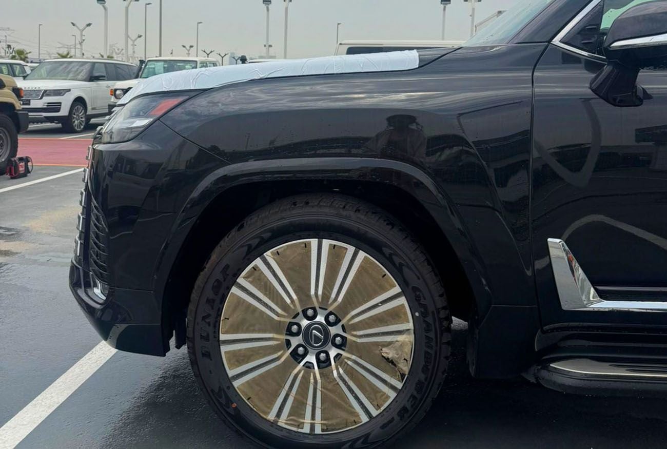 لكزس LX 600 SIGNATURE