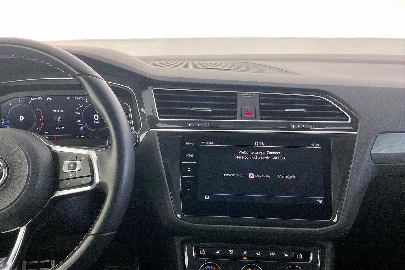 فولكس واجن تيجوان R-Line | شامل الضمان | 0 ﺪﻔﻋﺓ ﺃﻮﻟﻯ