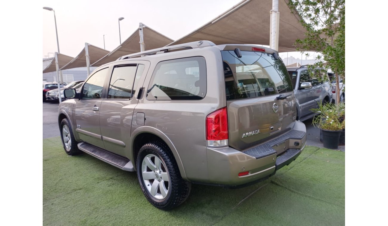 Nissan Armada Gulf Dye Agency 2009 model number one Wood leather hatch Rear wing Sensors in excellent condition, y