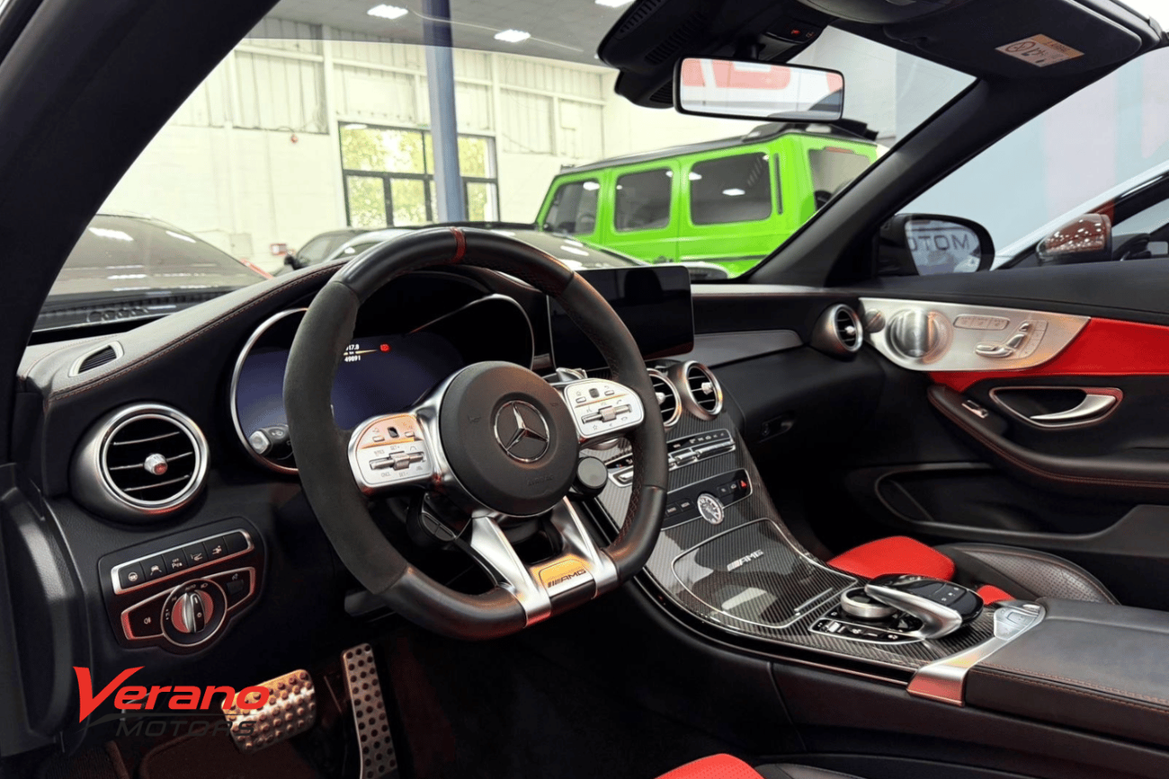 مرسيدس بنز C 63S AMG Std 4.0L (4 Seater)