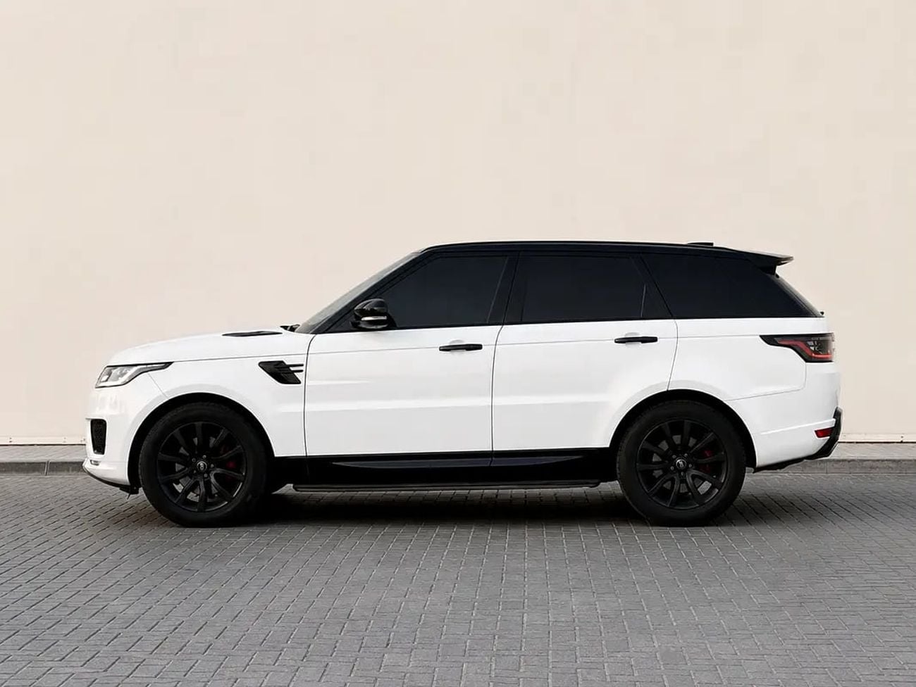 Land Rover Range Rover Sport HSE Supercharged - European Specs