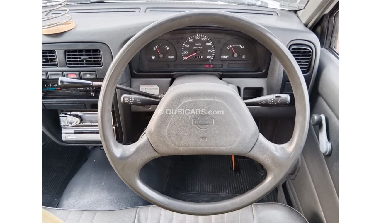 نيسان بيك آب NISSAN DATSUN PICK UP RIGHT HAND DRIVE   (PM1524)