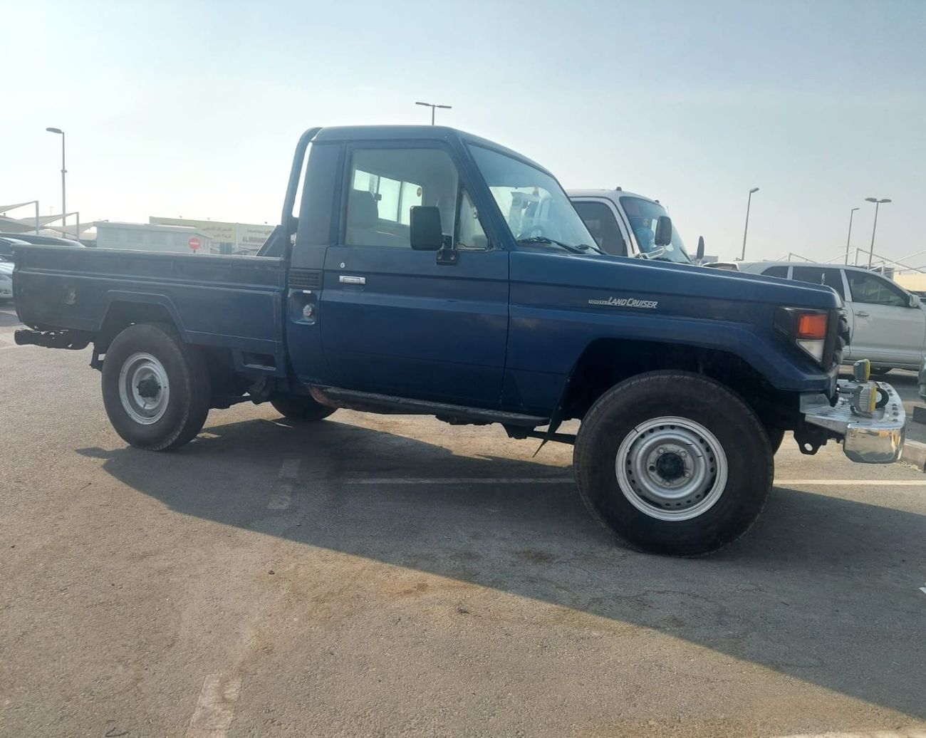 تويوتا لاند كروزر بيك آب SC 4.2L DIESEL 4WD MANUAL TRANSMISSION