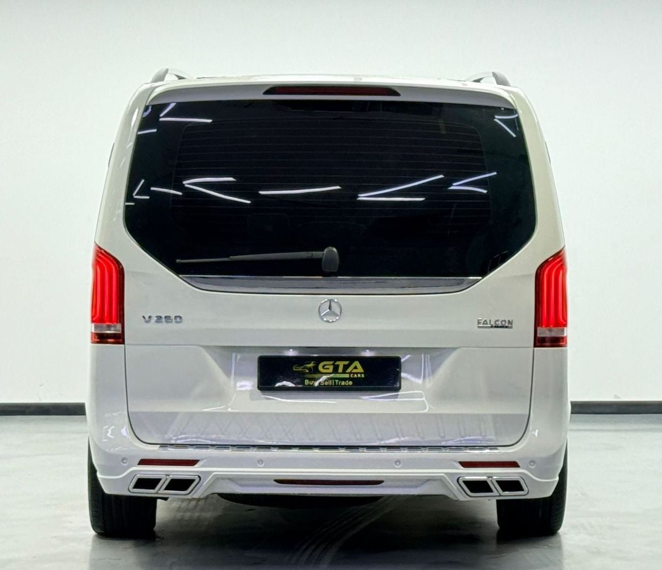 Mercedes Benz V 250 2023 Mercedes Benz V250 Falcon Edition, 2026 MB Warranty, 2027 MB Service Pack, Low Km, GCC
