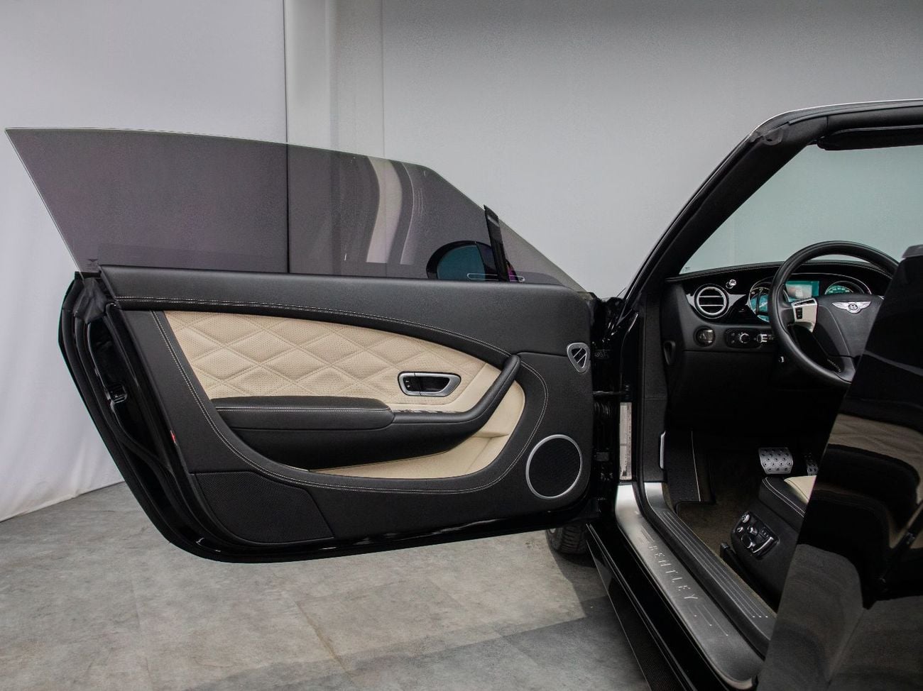Bentley Continental GTC