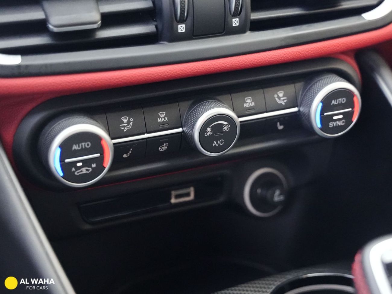 Alfa Romeo Giulia Quadrifoglio 2.9L (510 HP) Quadrifoglio 2021 2.9L Twin Turbo V6 Full Service History