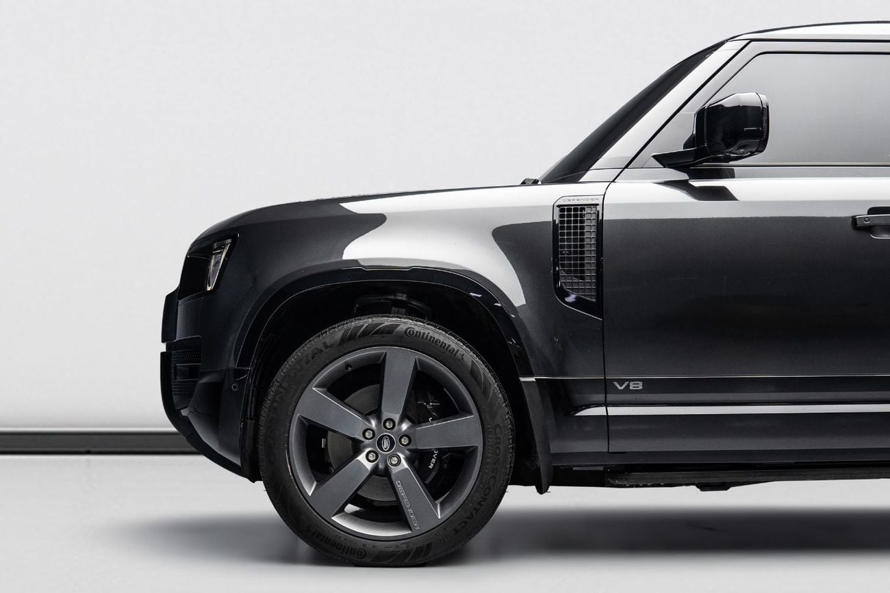 لاند روفر ديفندر 2025 Land Rover Defender 110 V8, 5.0 SC V8, AWD, 518 bhp, 8 Speed Automatic