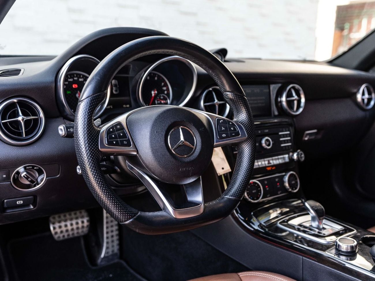 مرسيدس بنز SLC 200 Std 2.0L