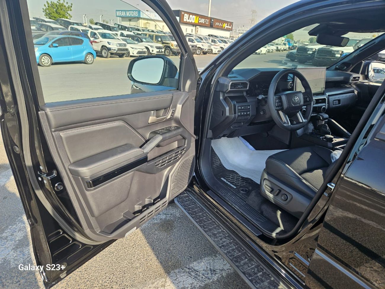 تويوتا Runner4 2025 Toyota 4Runner 2.4L Turbo Limited 7 Seats