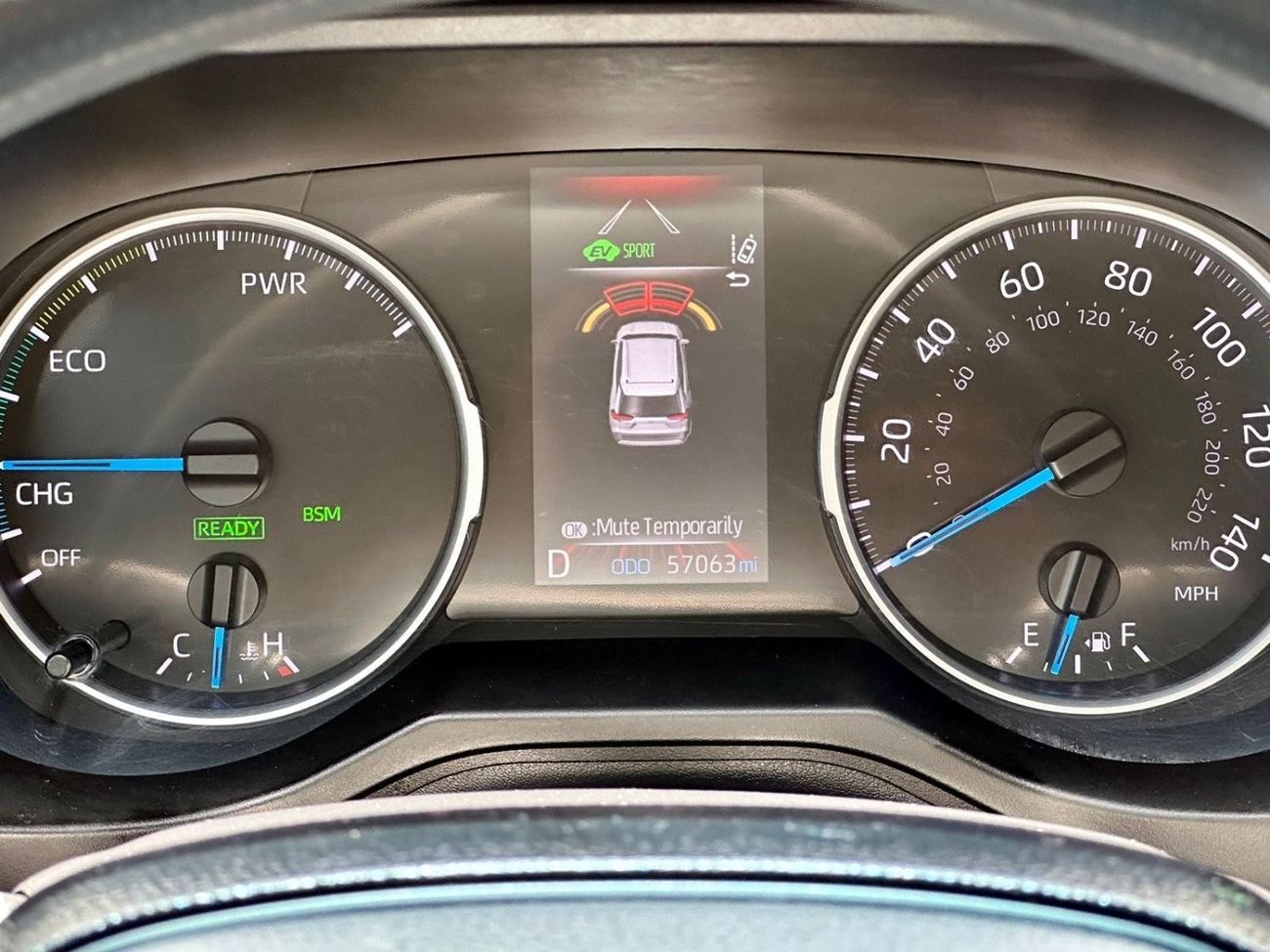 Toyota RAV4 2019 Toyota RAV4 XLE hybrid