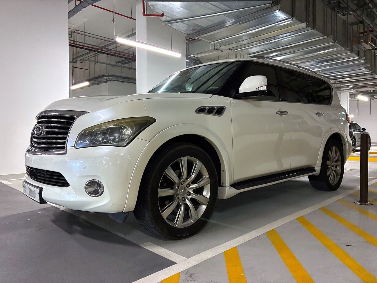 إنفينيتي QX56 Luxury 5.6L