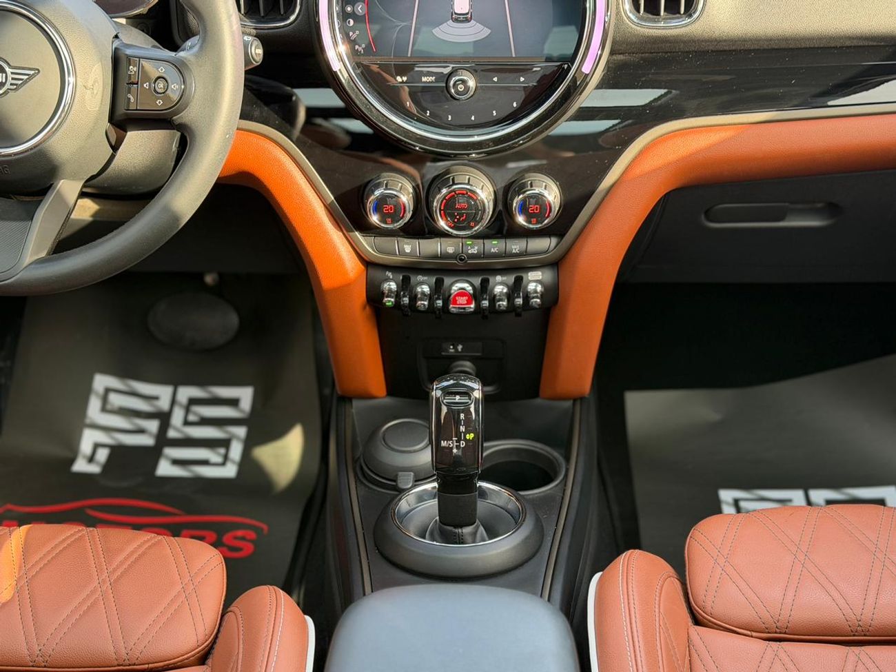 Mini Cooper Countryman Mini Cooper CountryMan / 2023 / GCC / Free Accident / Only 34,000Km