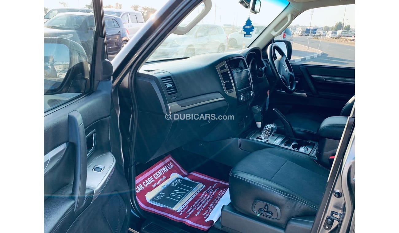 ميتسوبيشي باجيرو بينين Right hand drive clean car